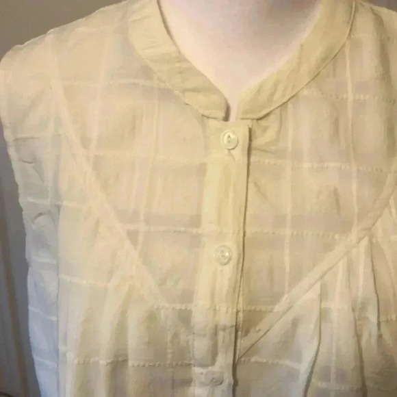 Anthropologie Current Air sleeveless button down top. - Picture 2 of 13